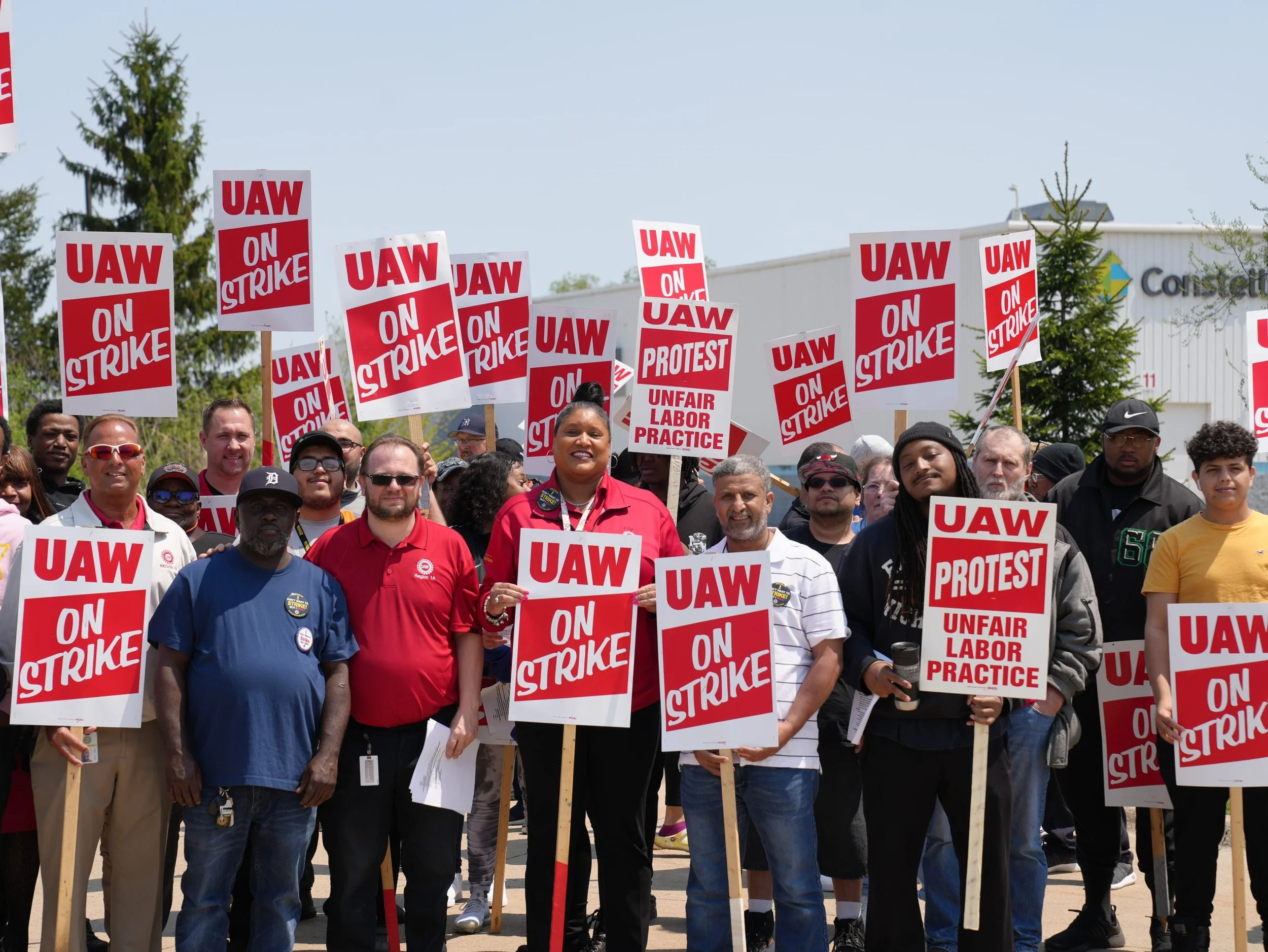   Constellium Automotive workers in Van Buren Charter Township, Michigan, striking back in May after Ford refused to “bargain in good faith.” (Credit:    UAW.org   .)  