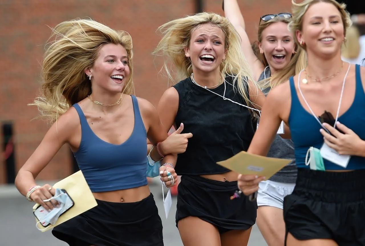   Credit:    AL.com     In this photo of three women, I count two Lululemon Align tank tops. In the interest of transparency: I currently own this shirt in eight colors. In fact, I’m wearing one right now.  
